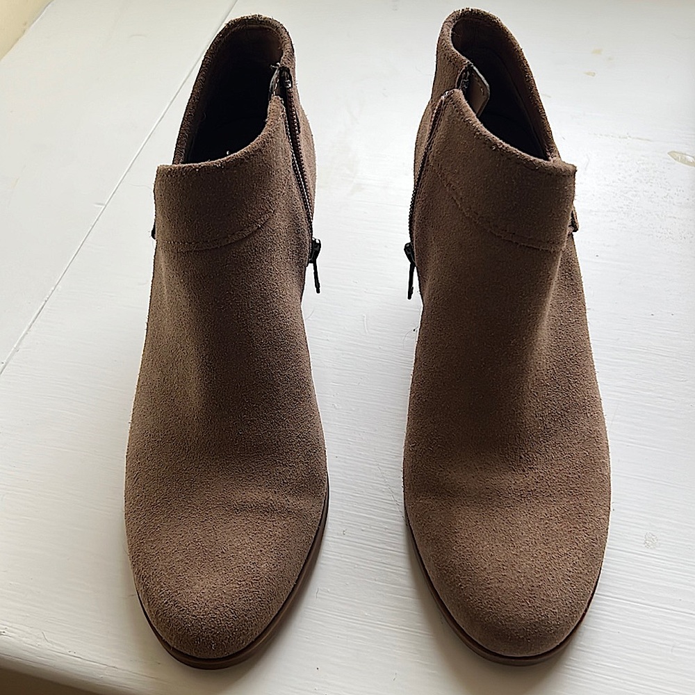 NEW Koolaburra by UGG